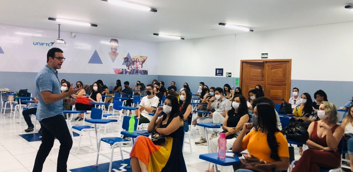 Alunos da UniFTC Petrolina aprendem a tornar-se um arquiteto empreendedor