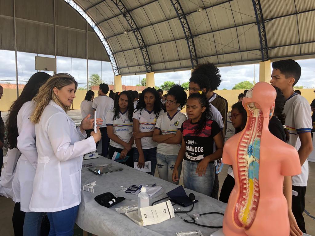 FTC movimenta profissões em escola estadual de Petrolina