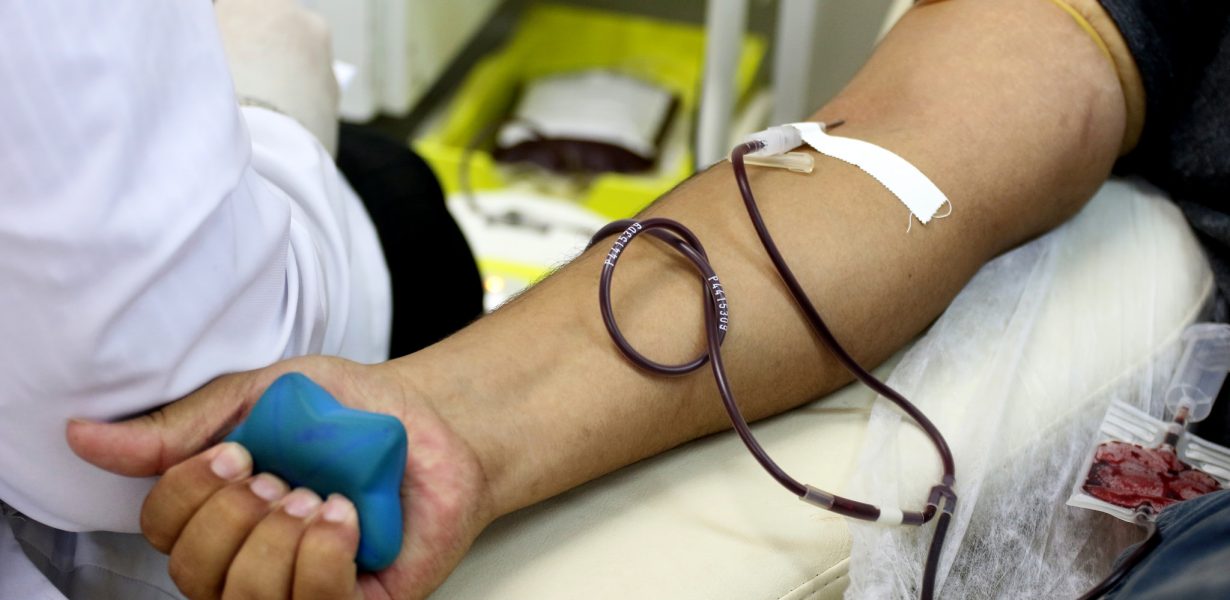 Hemoba e FTC promovem ação para incentivar doação de sangue e cadastro de medula óssea, em Salvador