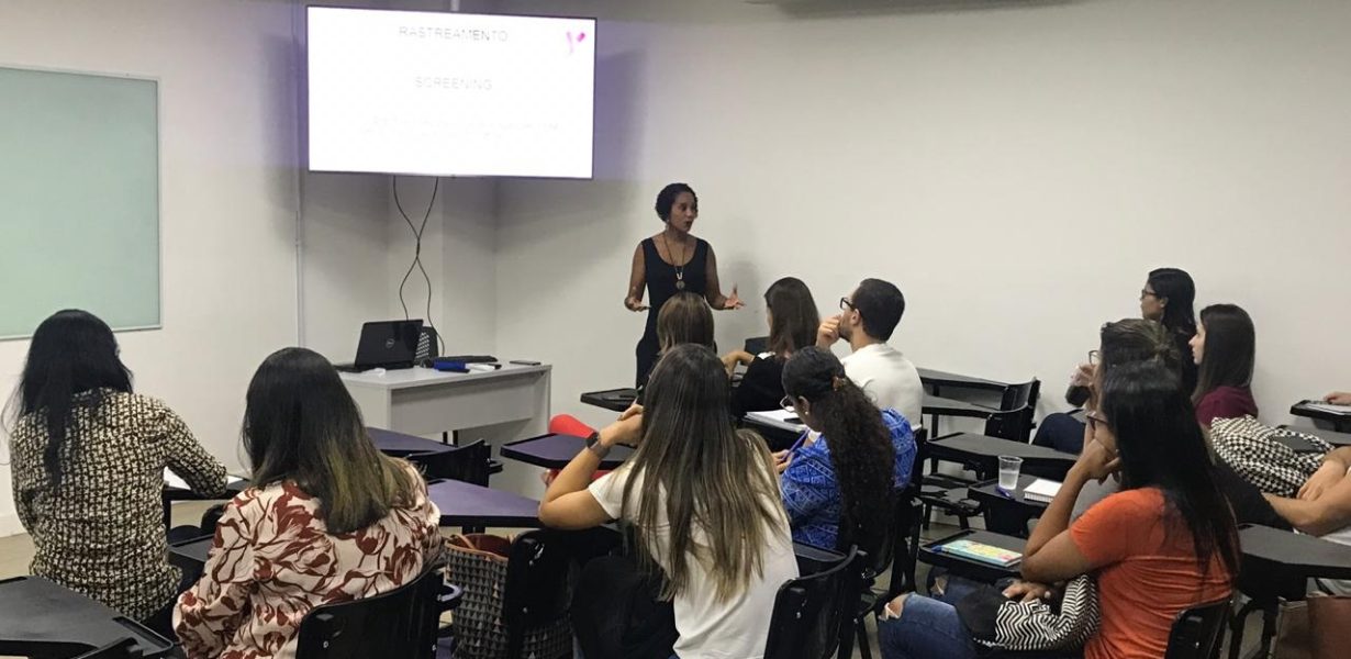 Alunos de Medicina da Rede FTC participam de Oficina de Mastologia