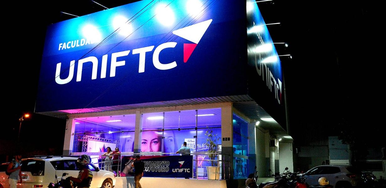 UniFTC realiza oficina com perito criminal da Polícia Federal